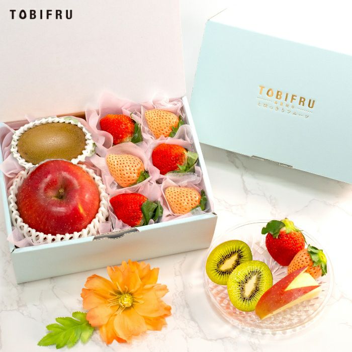 季節のフルーツセット B（りんご / キウイ/いちご2種）